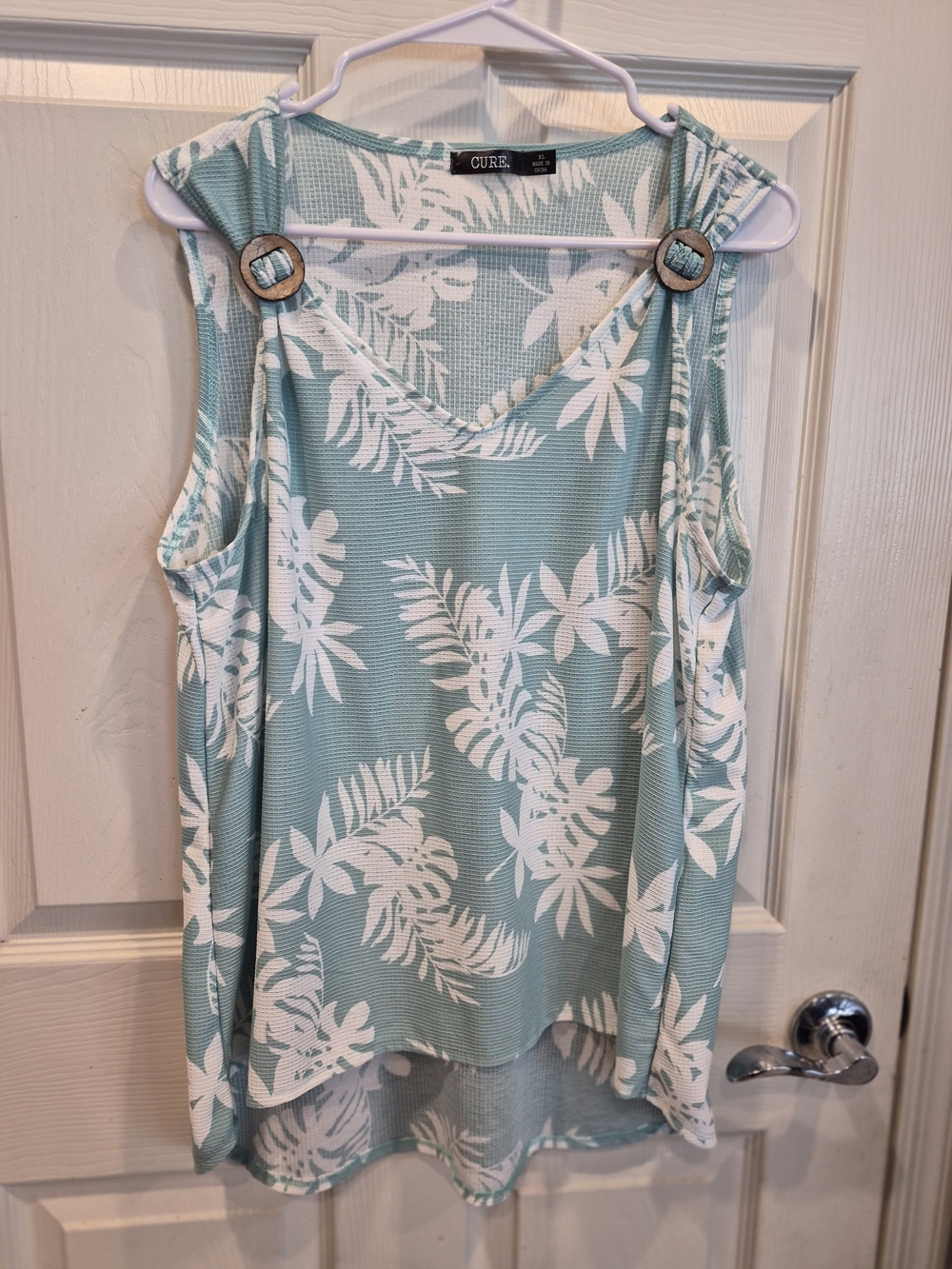 5/25 Curb Seafoam Green Tropical Ring-Detail Sleeveless Tank